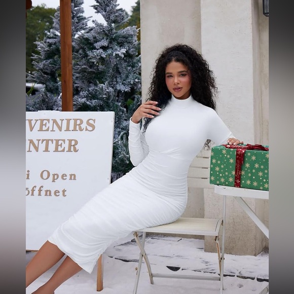 LAGSHIAN Women's Cocktail Bodycon Long Sleeve Mock - Picture 4 of 12